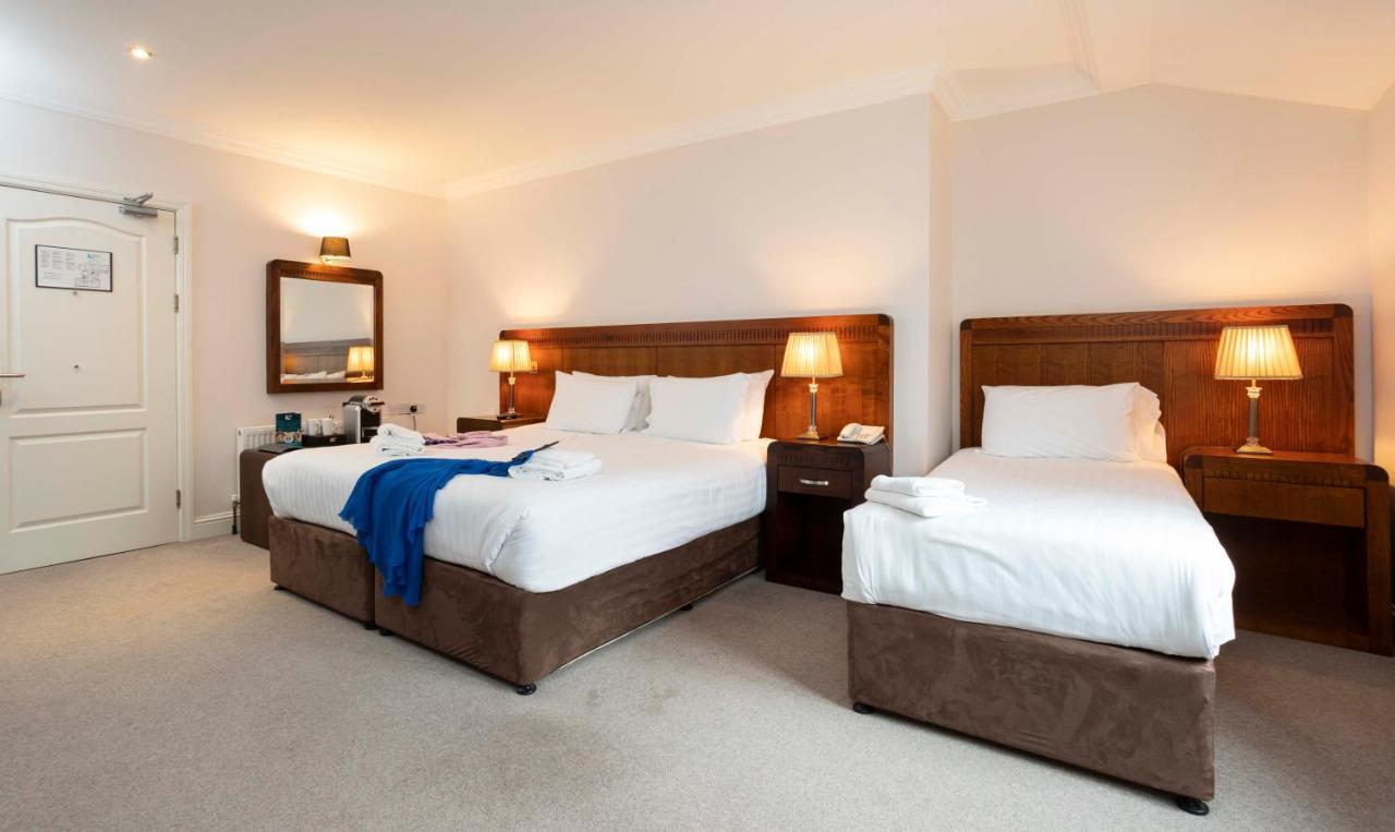 Schull Harbour Hotel & Leisure Centre Eksteriør bilde